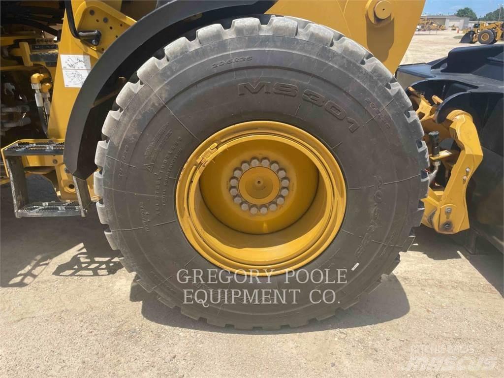 CAT 926M  휠로우더