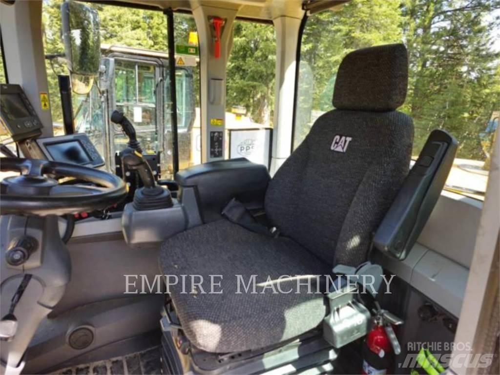 CAT 926M  휠로우더