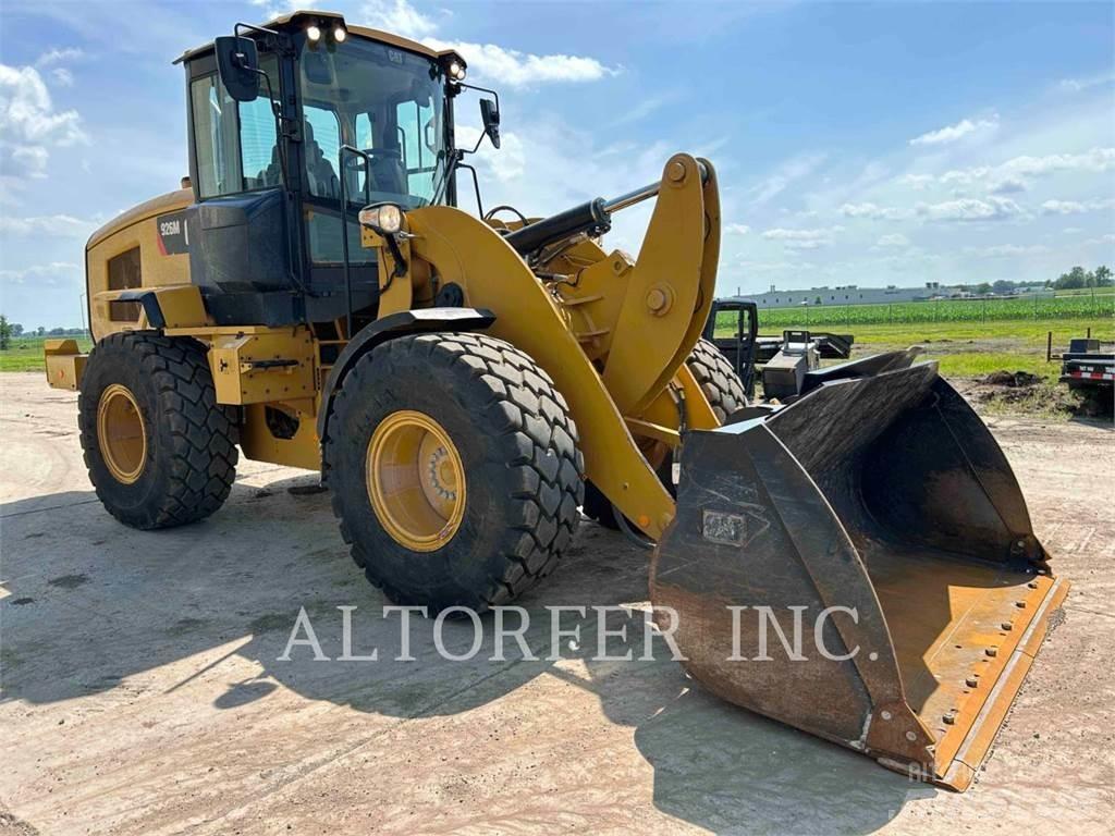 CAT 926M  휠로우더