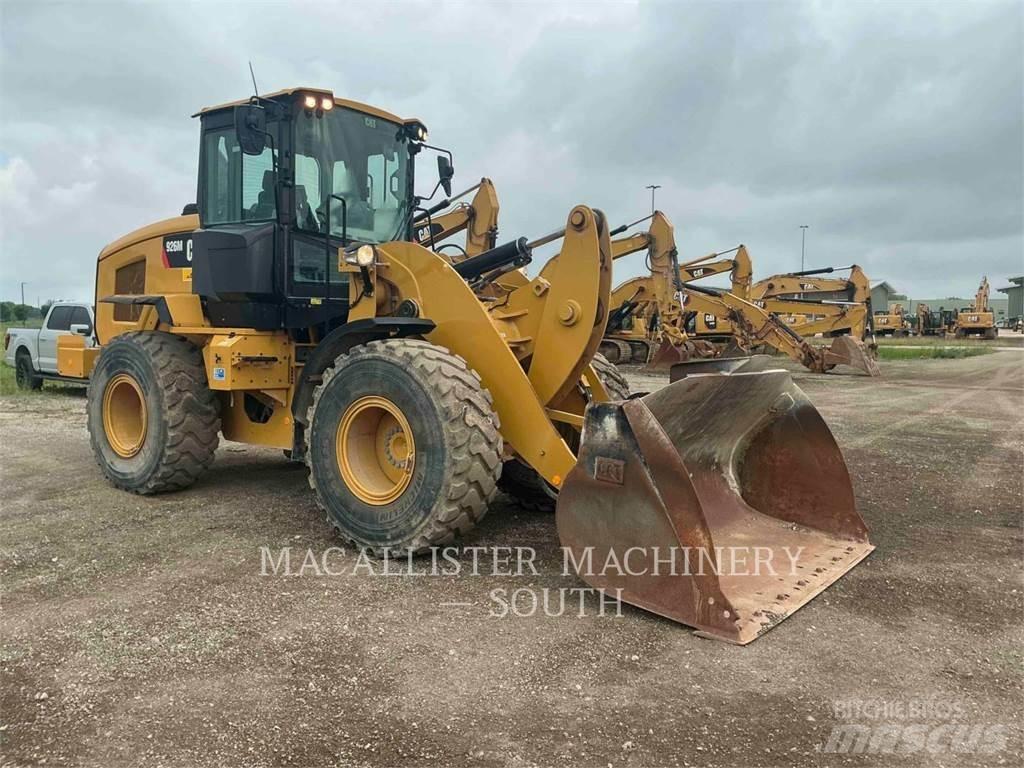 CAT 926M  휠로우더