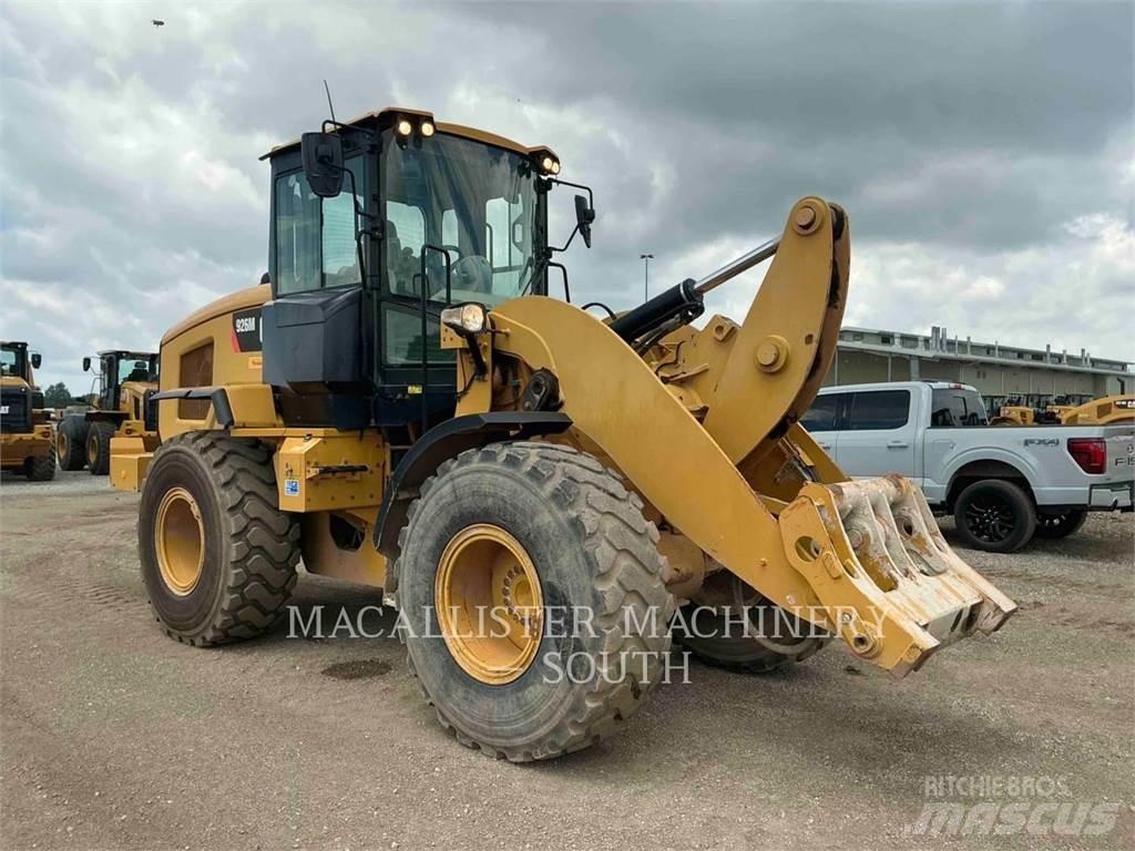 CAT 926M  휠로우더