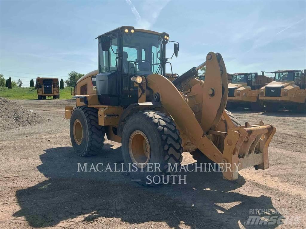 CAT 926M  휠로우더