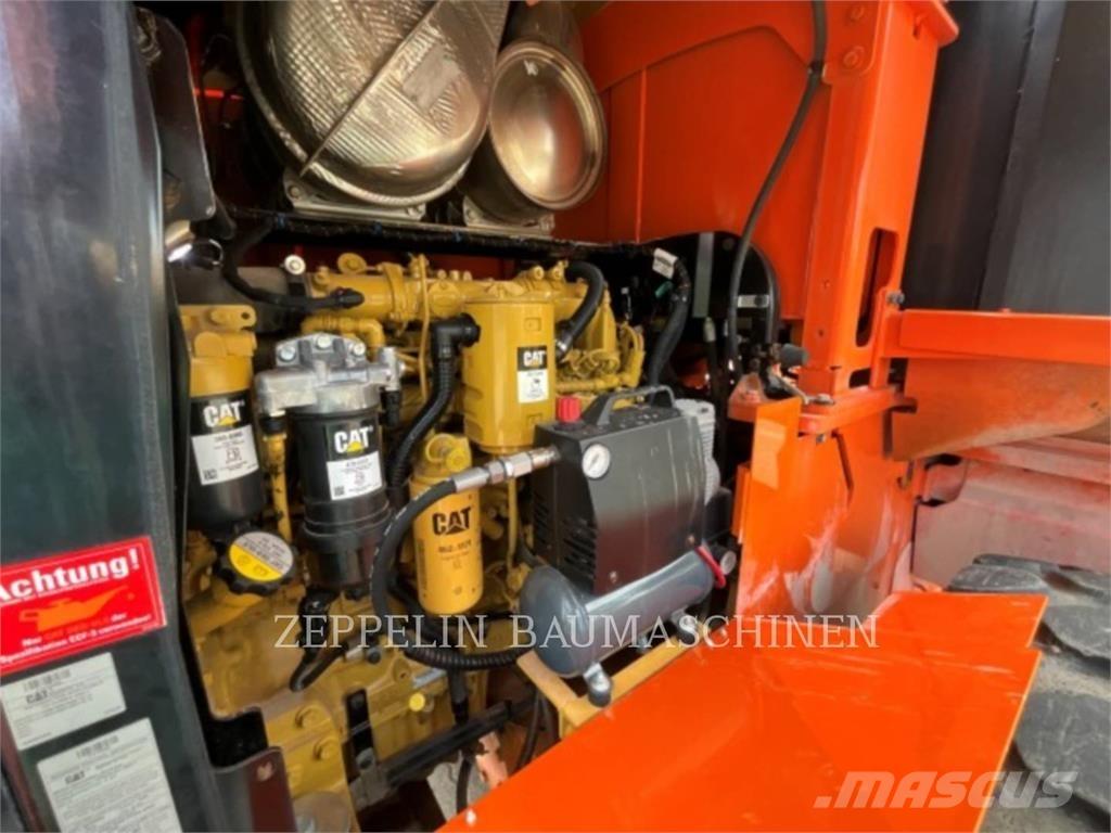 CAT 926M  휠로우더