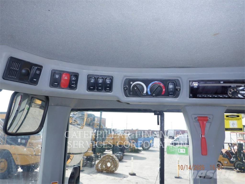 CAT 926M  휠로우더