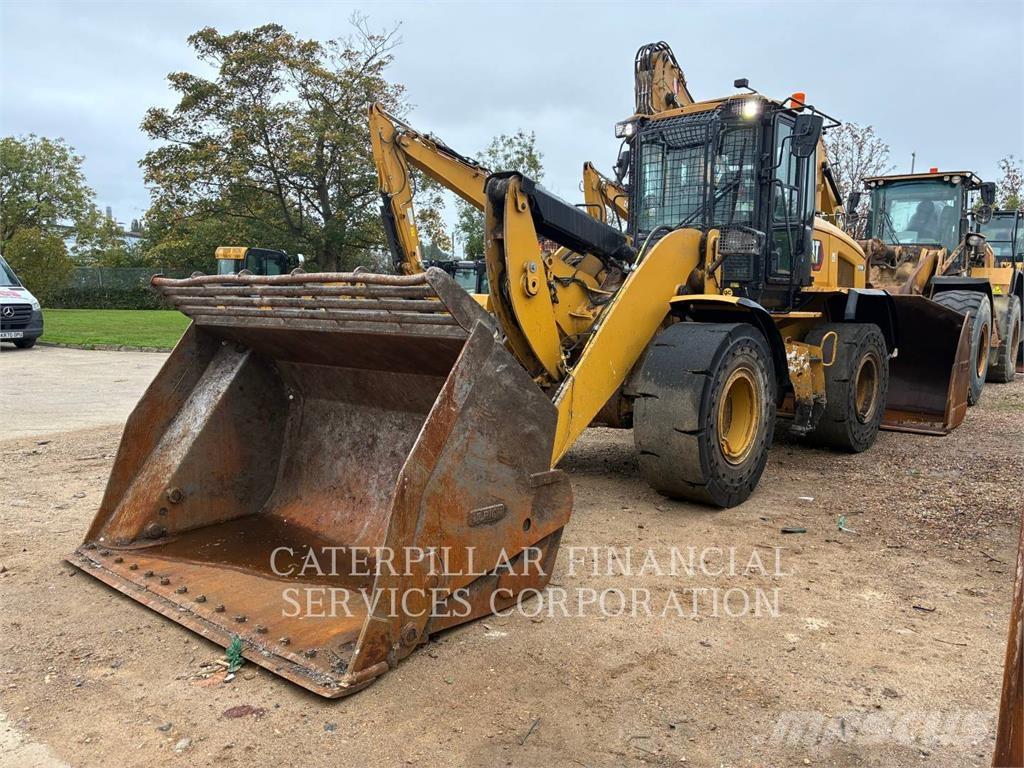 CAT 926M  휠로우더
