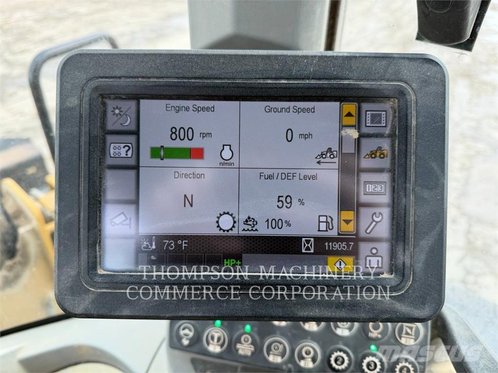 CAT 926M  휠로우더