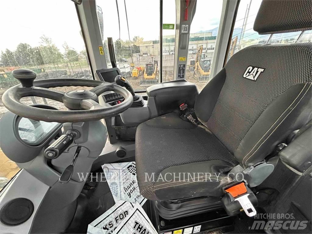 CAT 926M QC  휠로우더