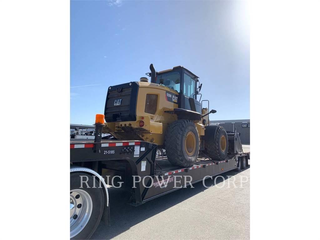 CAT 926MQC3V  휠로우더