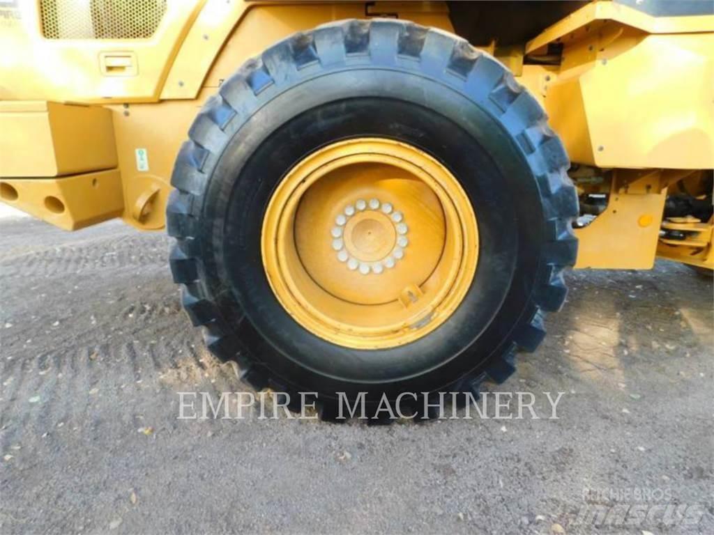CAT 930M  휠로우더
