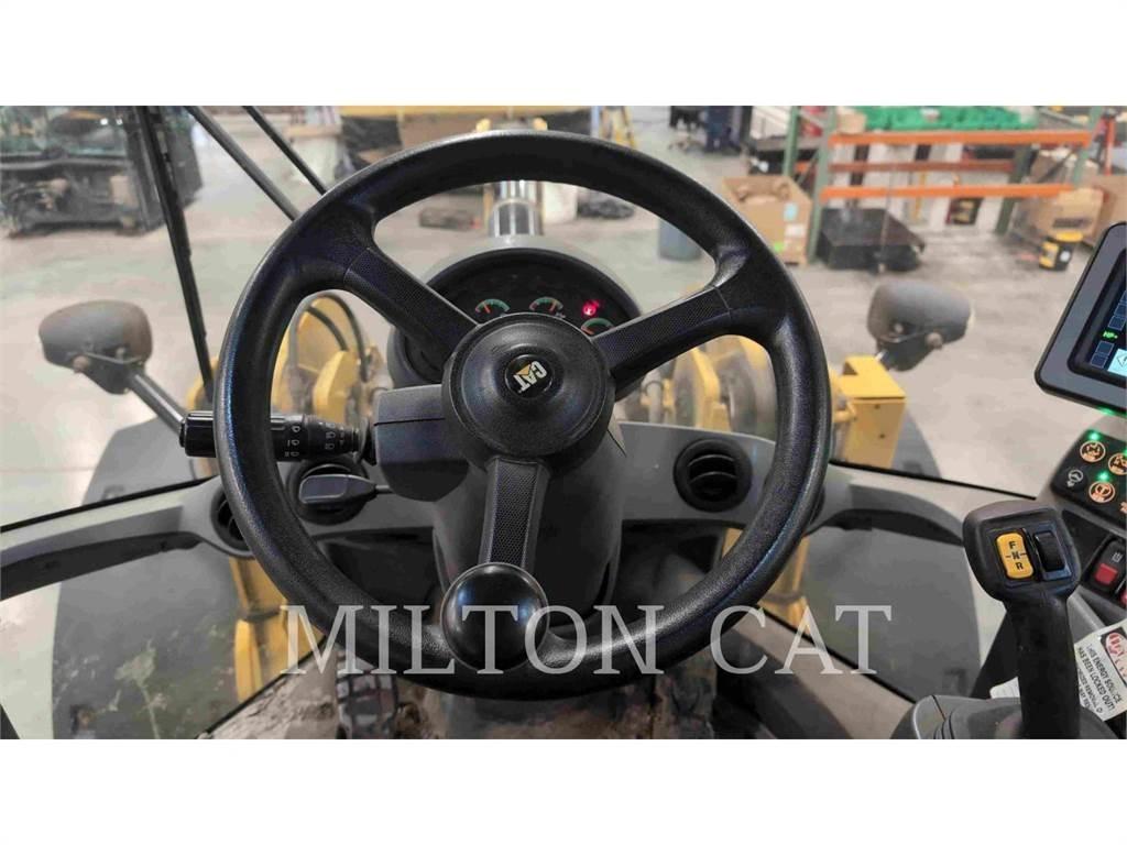 CAT 930M  휠로우더