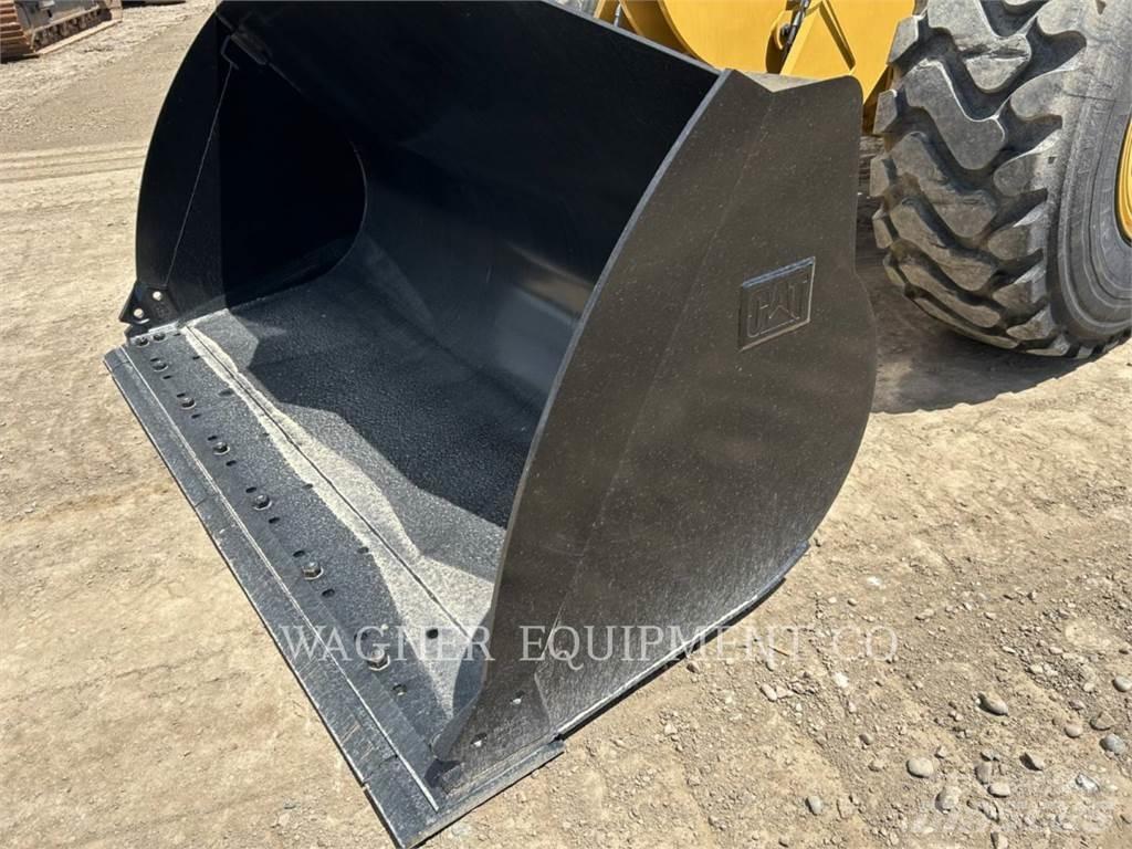 CAT 930M  휠로우더