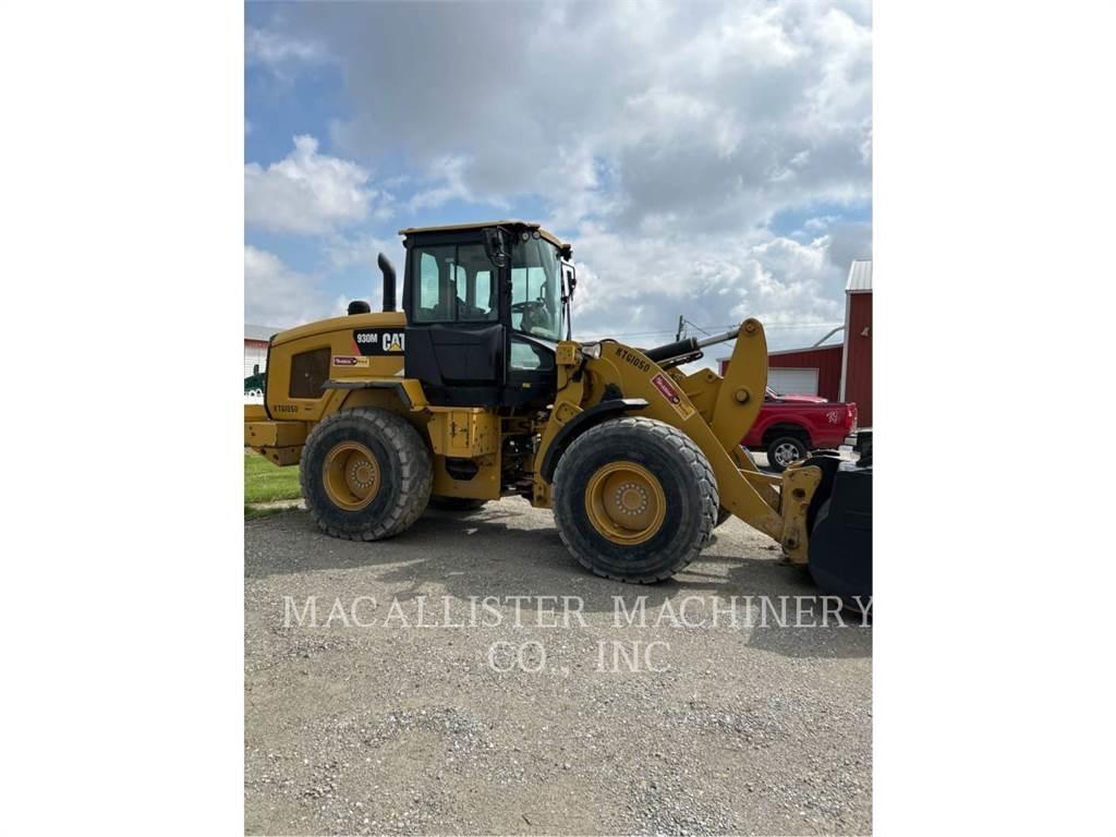 CAT 930M  휠로우더