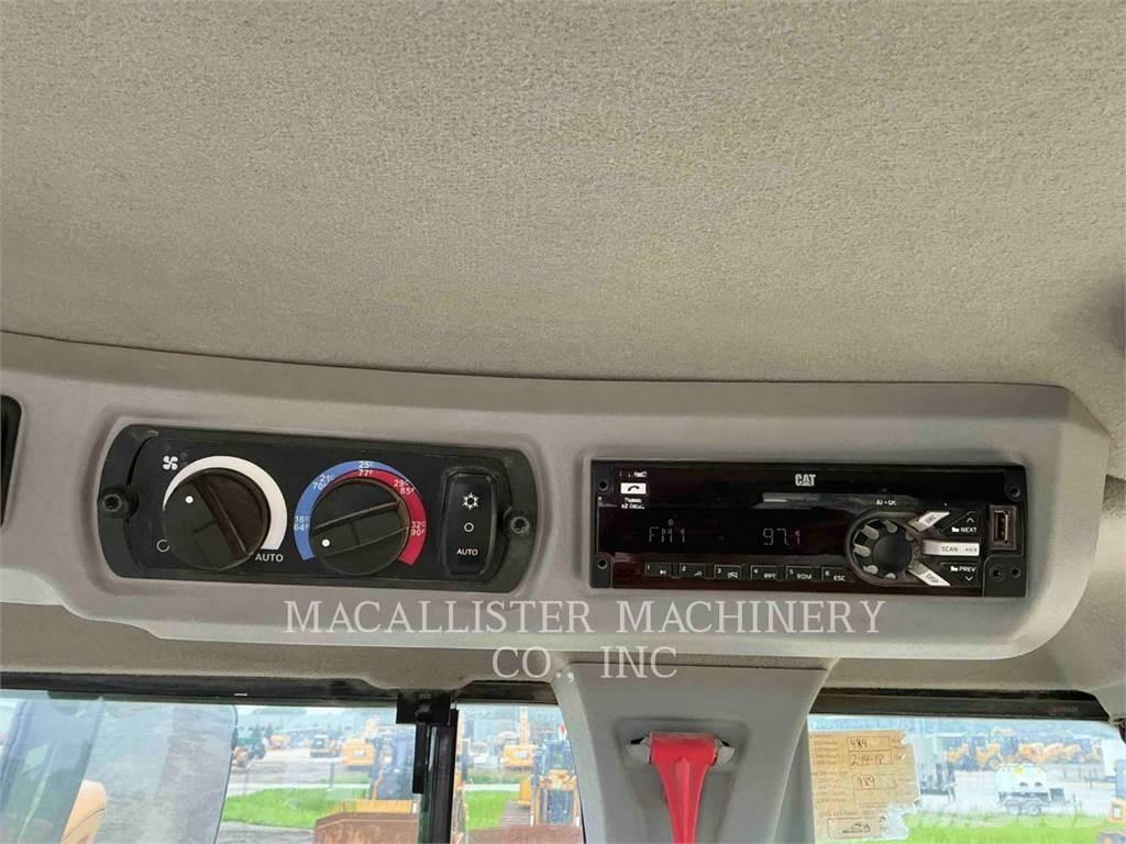 CAT 930M  휠로우더