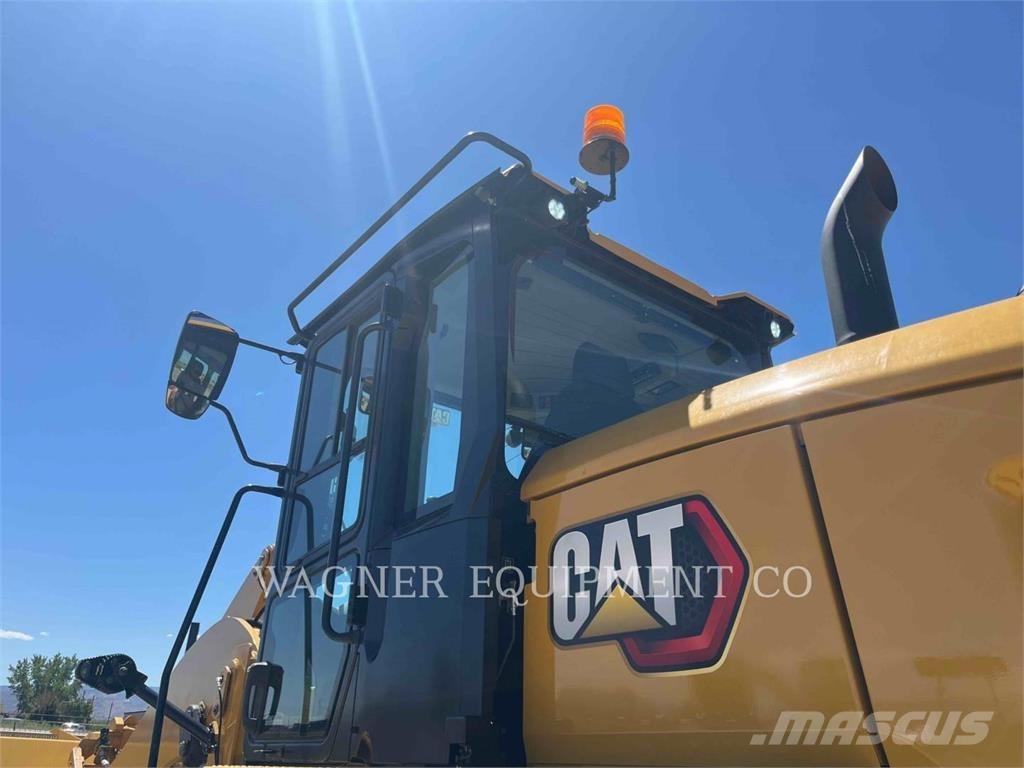 CAT 930M  휠로우더