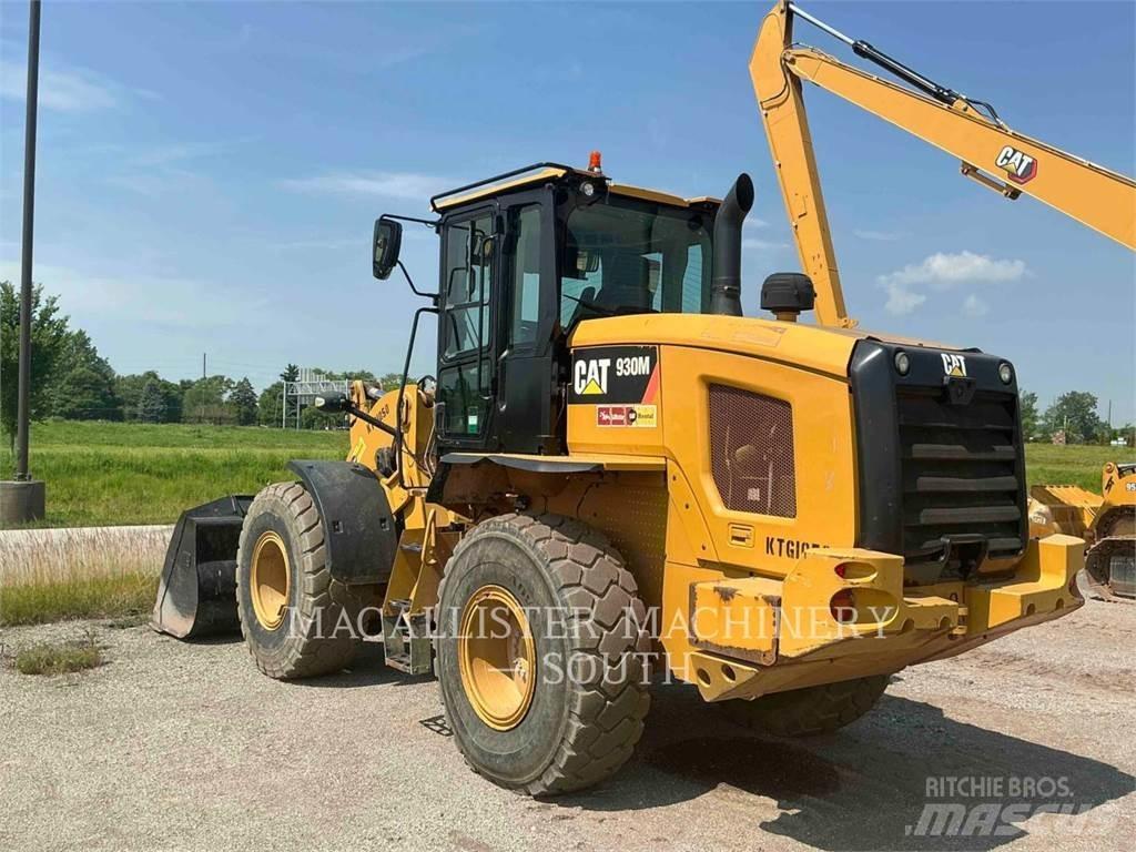 CAT 930M  휠로우더