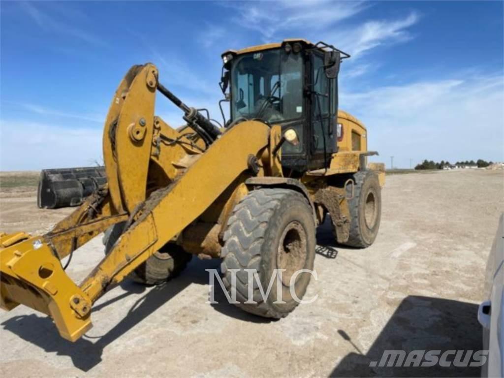CAT 930M  휠로우더