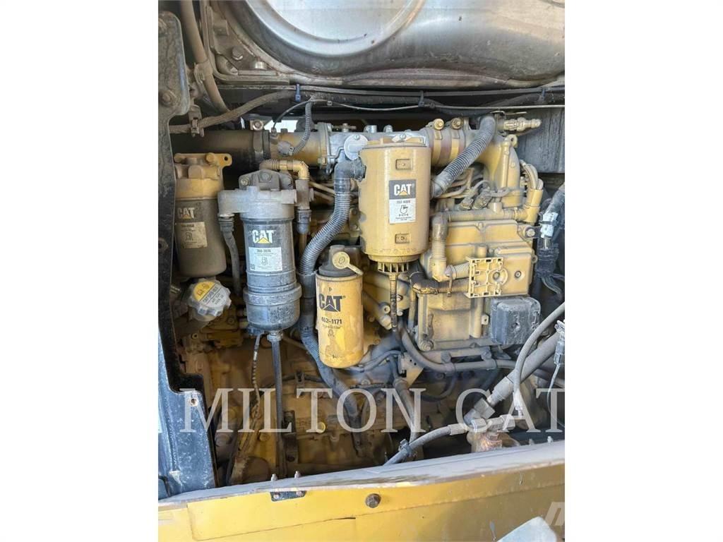 CAT 930M  휠로우더