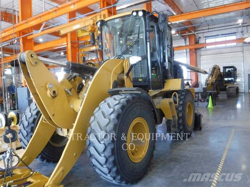 CAT 930M  휠로우더