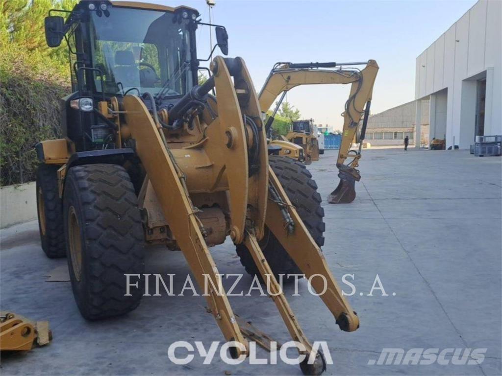 CAT 930M  휠로우더