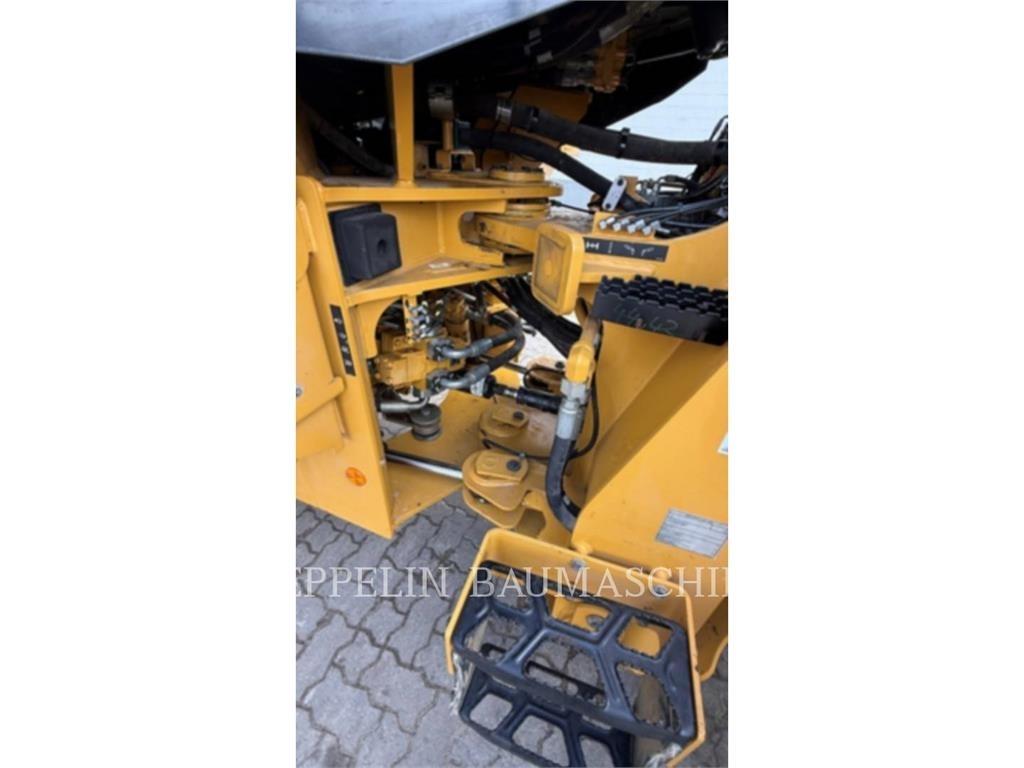 CAT 930M  휠로우더