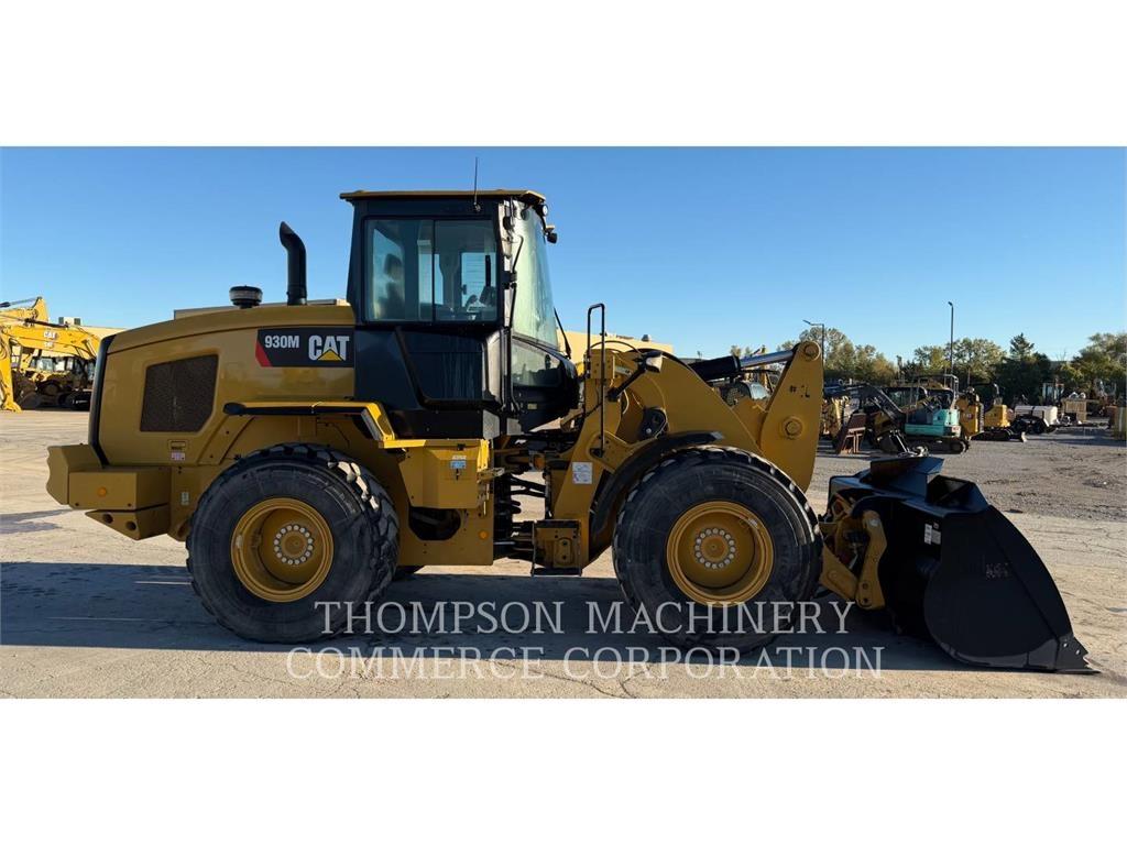 CAT 930M  휠로우더