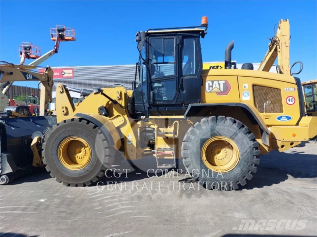 CAT 930M  휠로우더