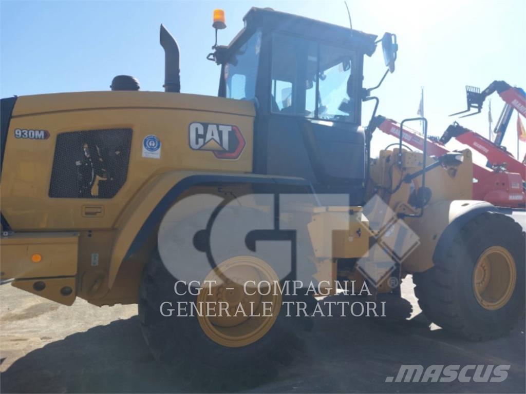 CAT 930M  휠로우더