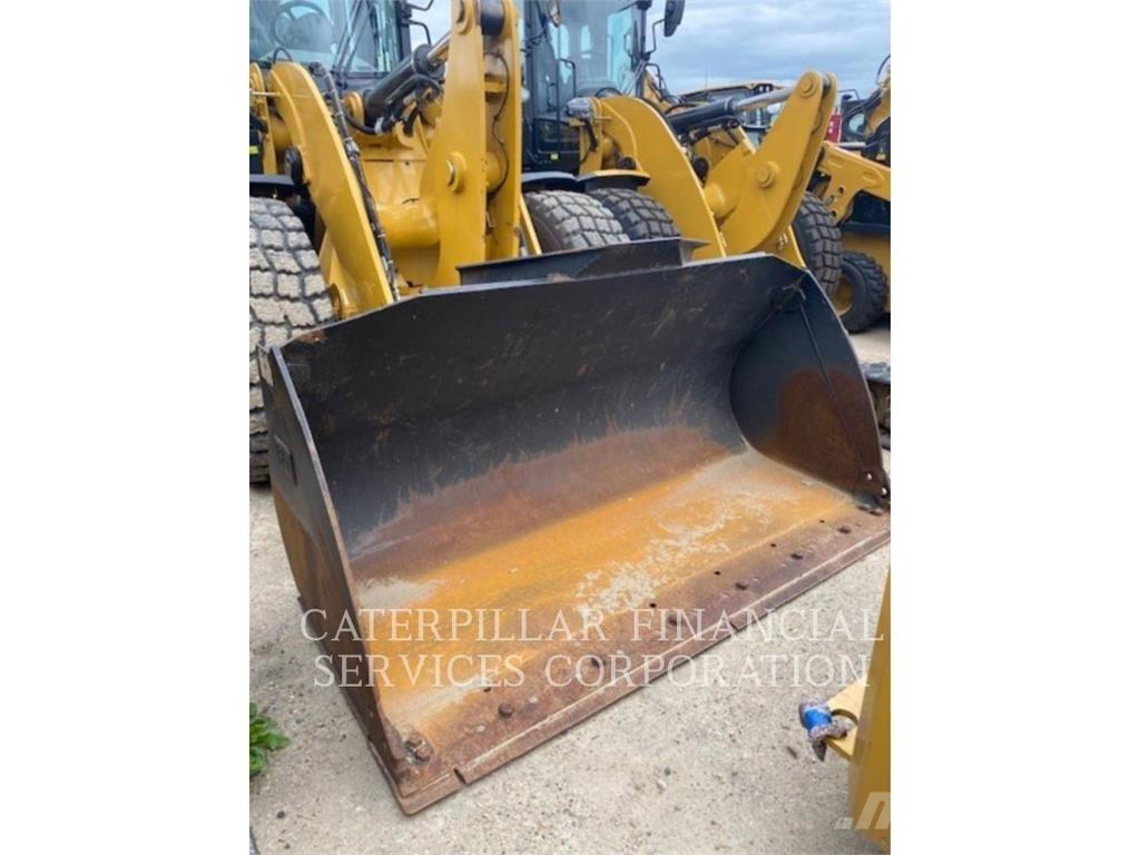 CAT 930M  휠로우더