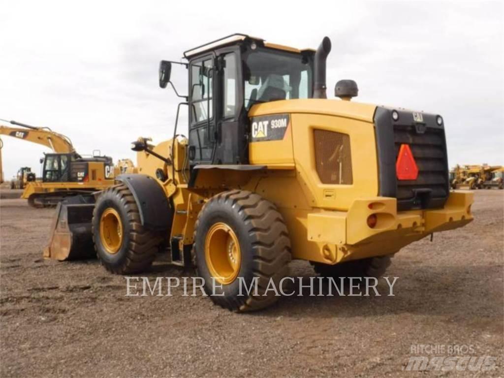 CAT 930M FC  휠로우더