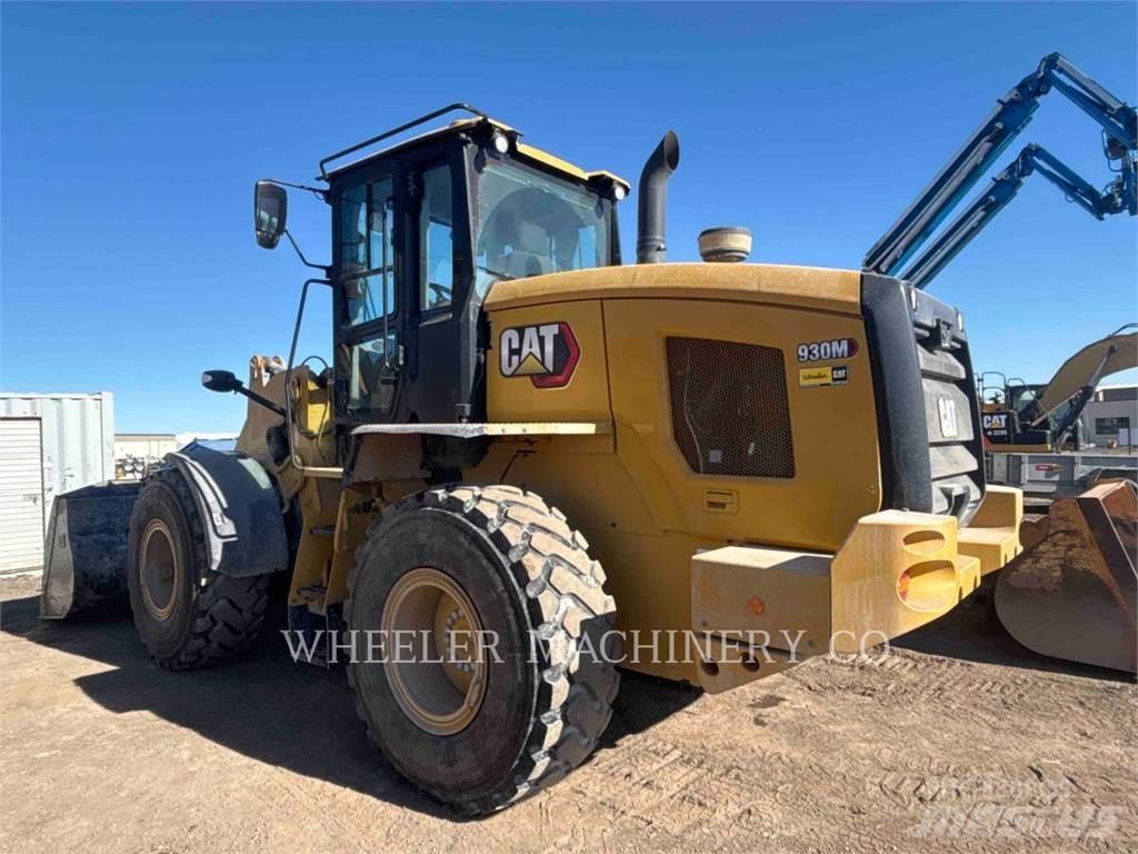 CAT 930M QC  휠로우더