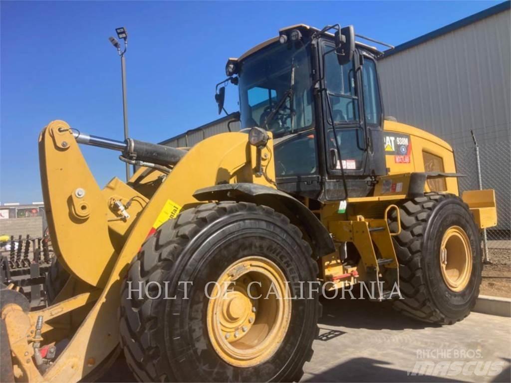 CAT 938  휠로우더
