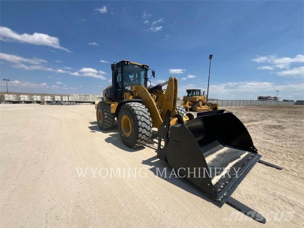 CAT 938  휠로우더