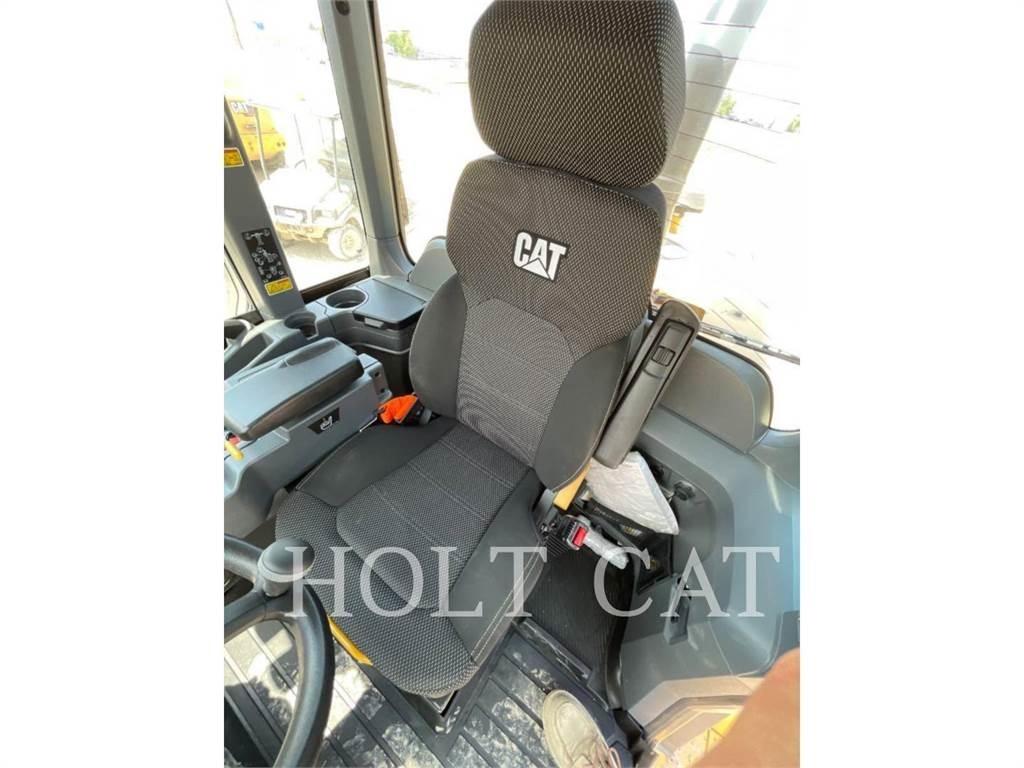 CAT 938 QC  휠로우더