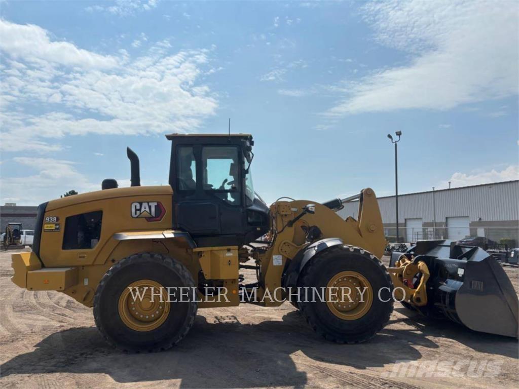 CAT 938 QC  휠로우더