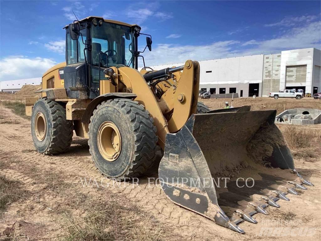 CAT 938M  휠로우더
