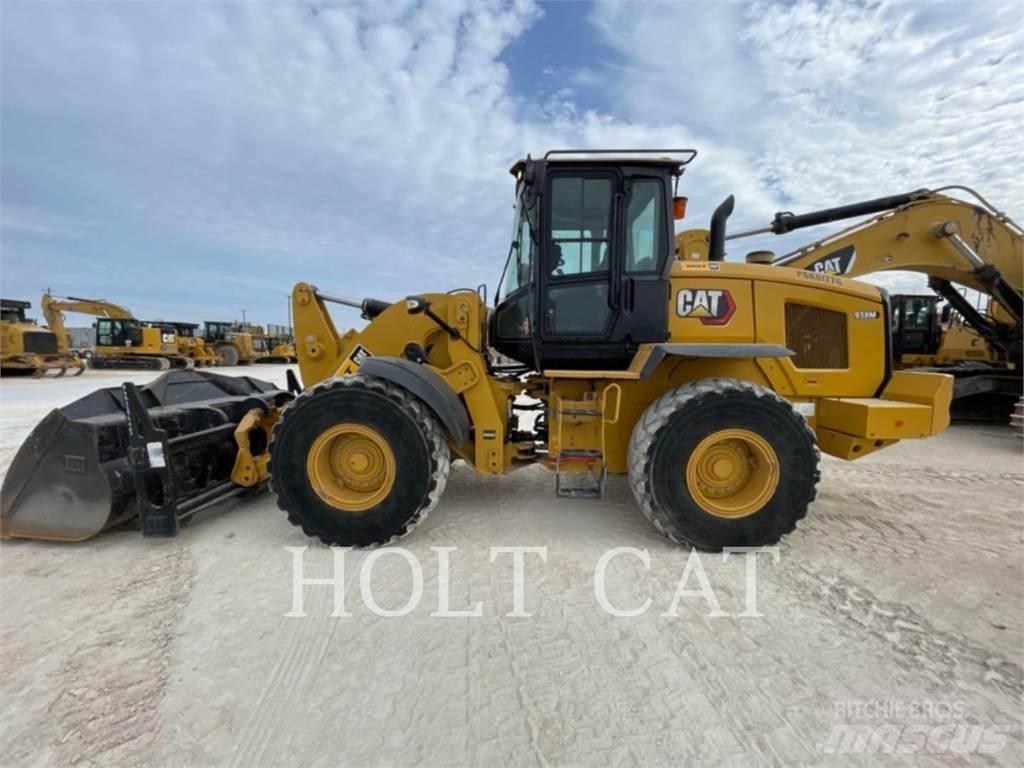 CAT 938M  휠로우더