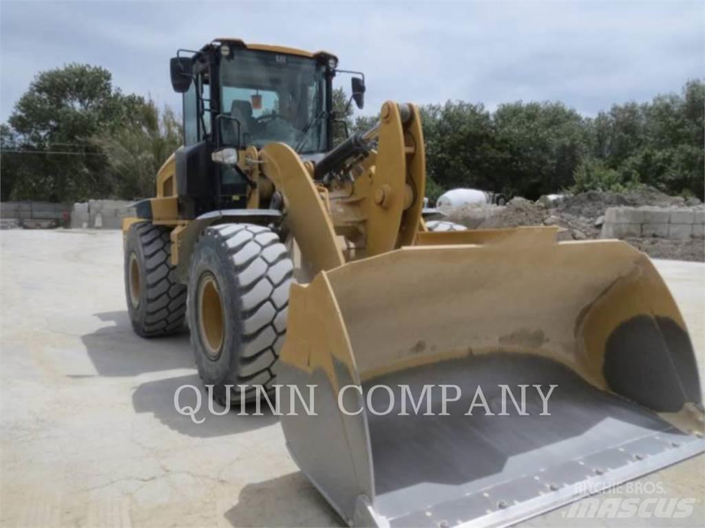 CAT 938M  휠로우더