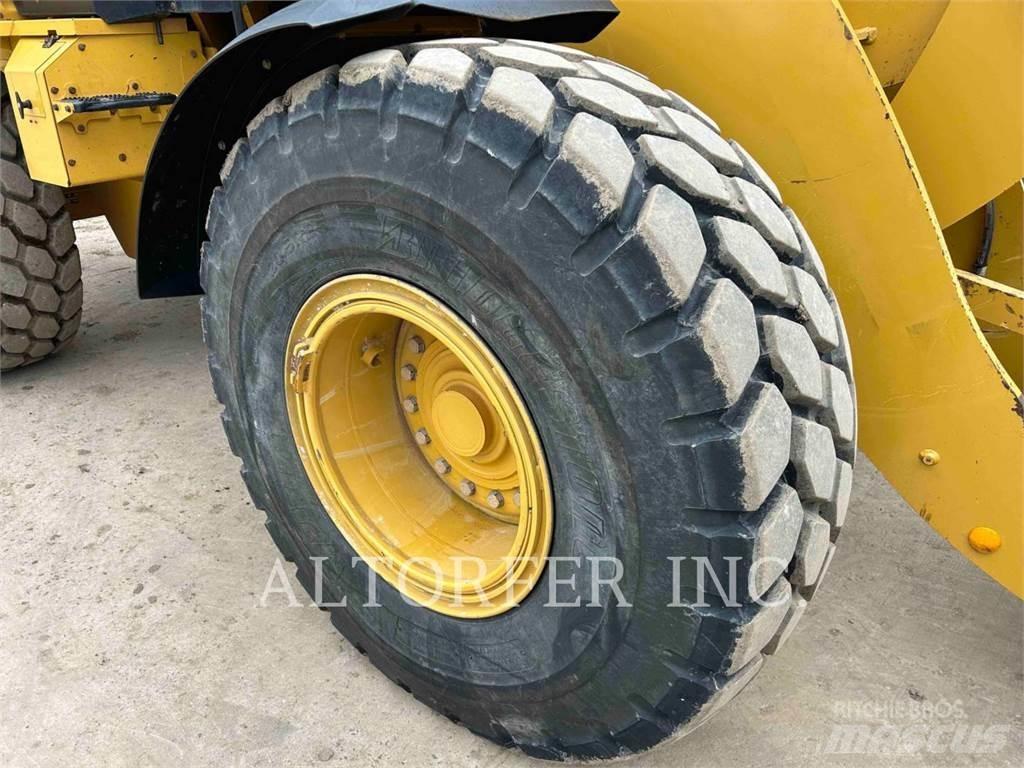 CAT 938M  휠로우더