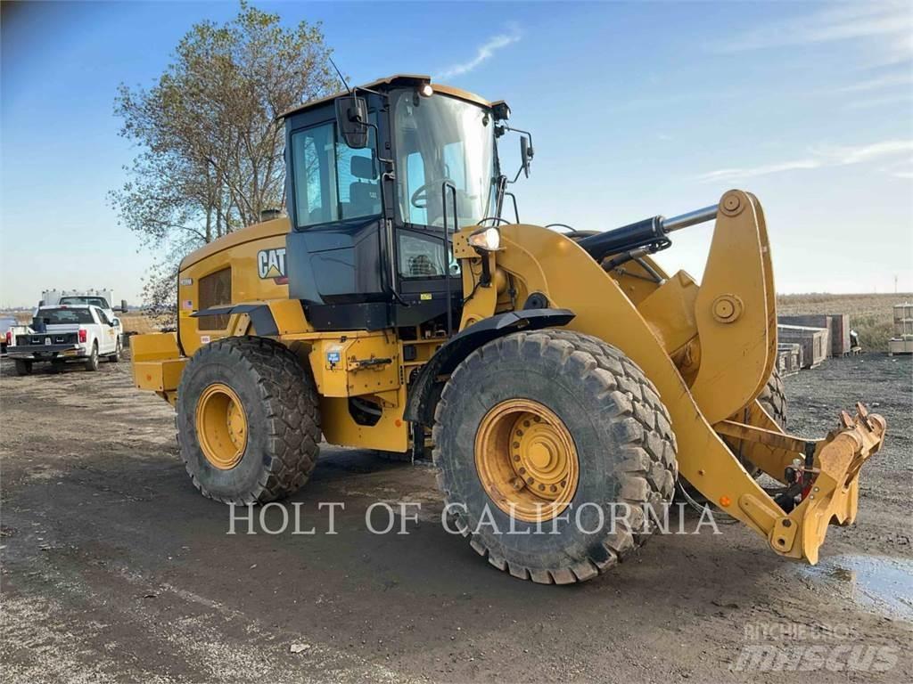 CAT 938M  휠로우더