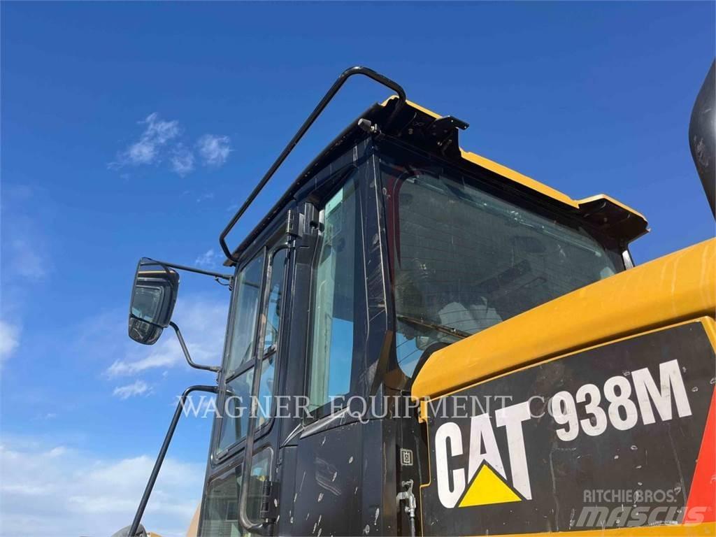 CAT 938M  휠로우더