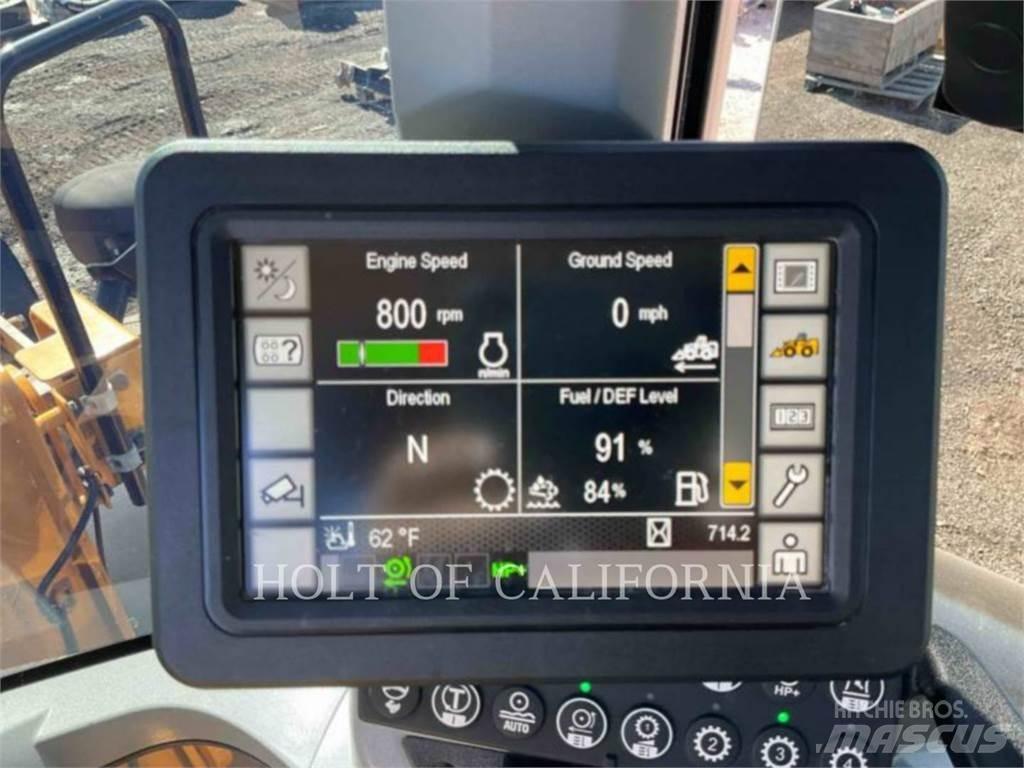CAT 938M  휠로우더