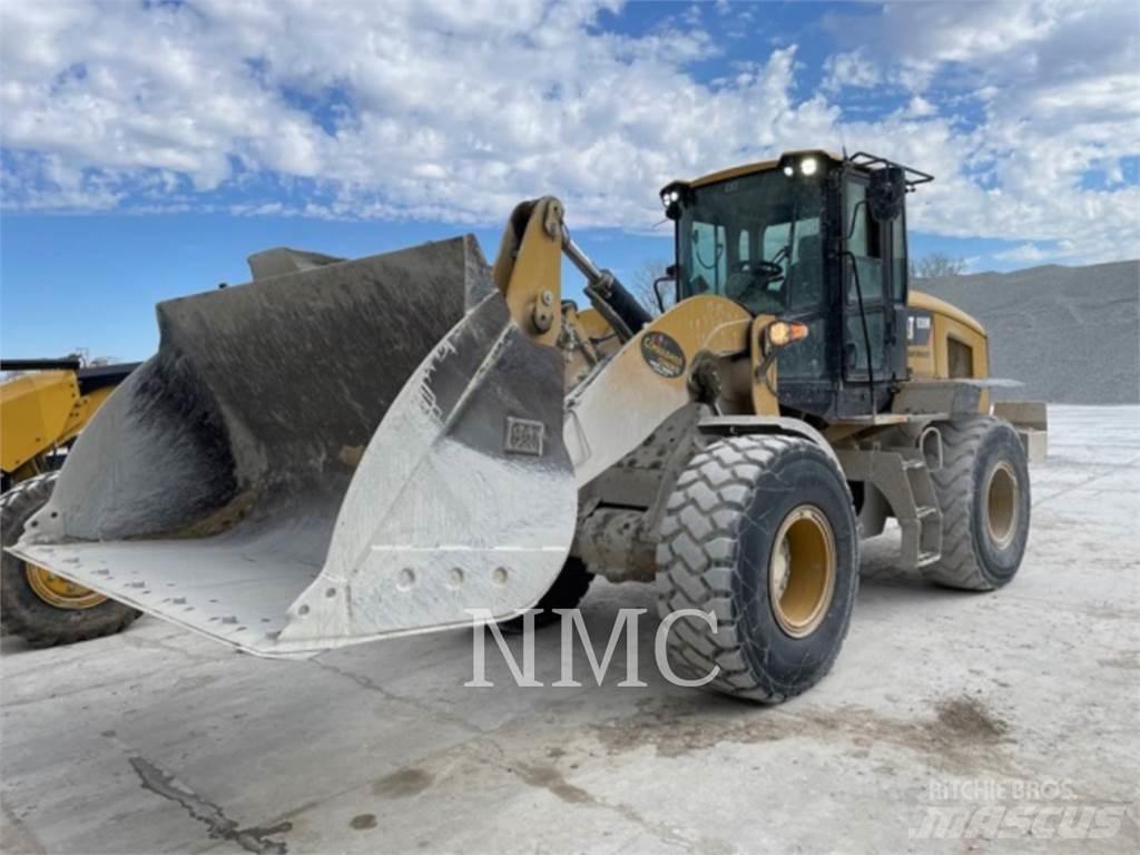 CAT 938M  휠로우더