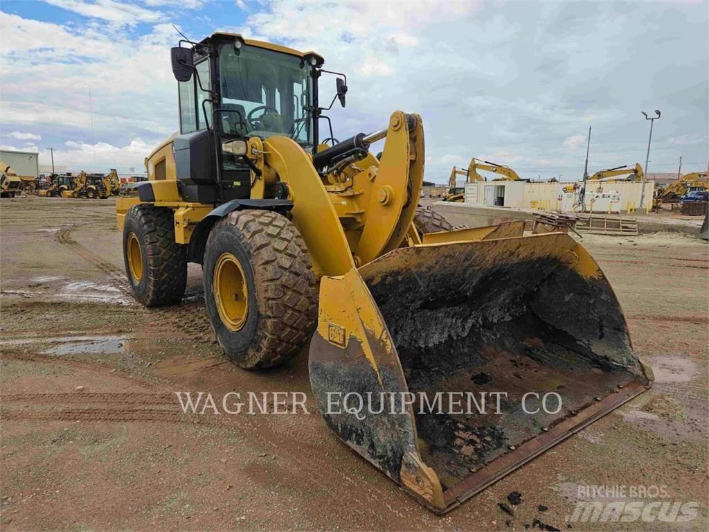 CAT 938M  휠로우더