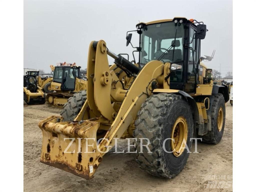 CAT 938M  휠로우더