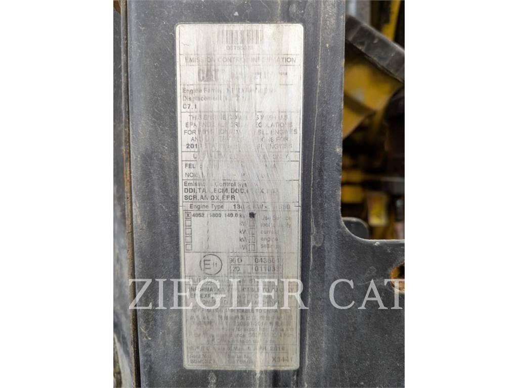 CAT 938M  휠로우더