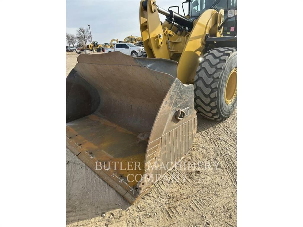 CAT 938M  휠로우더