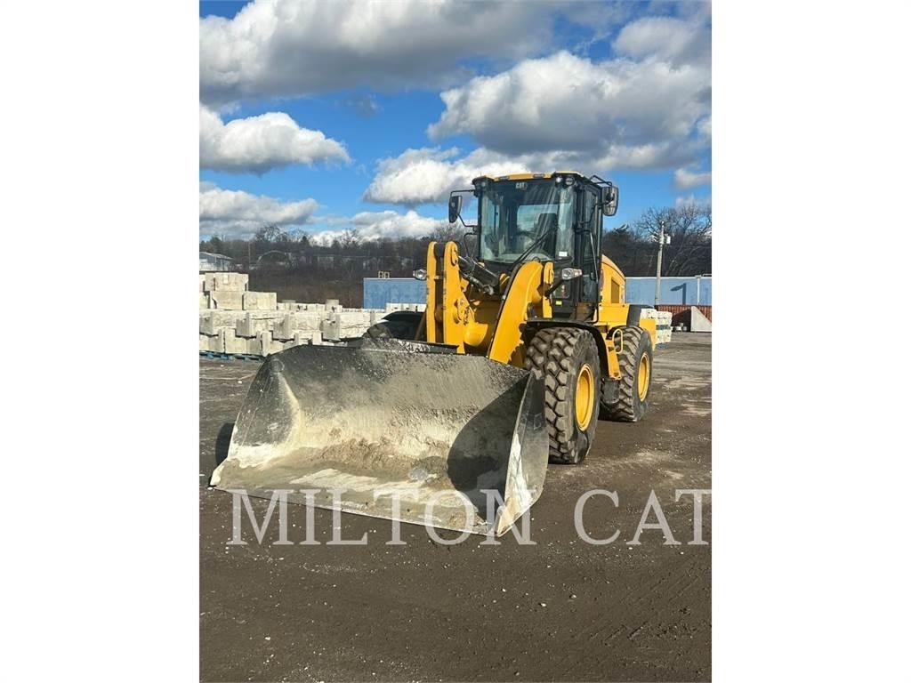 CAT 938M  휠로우더