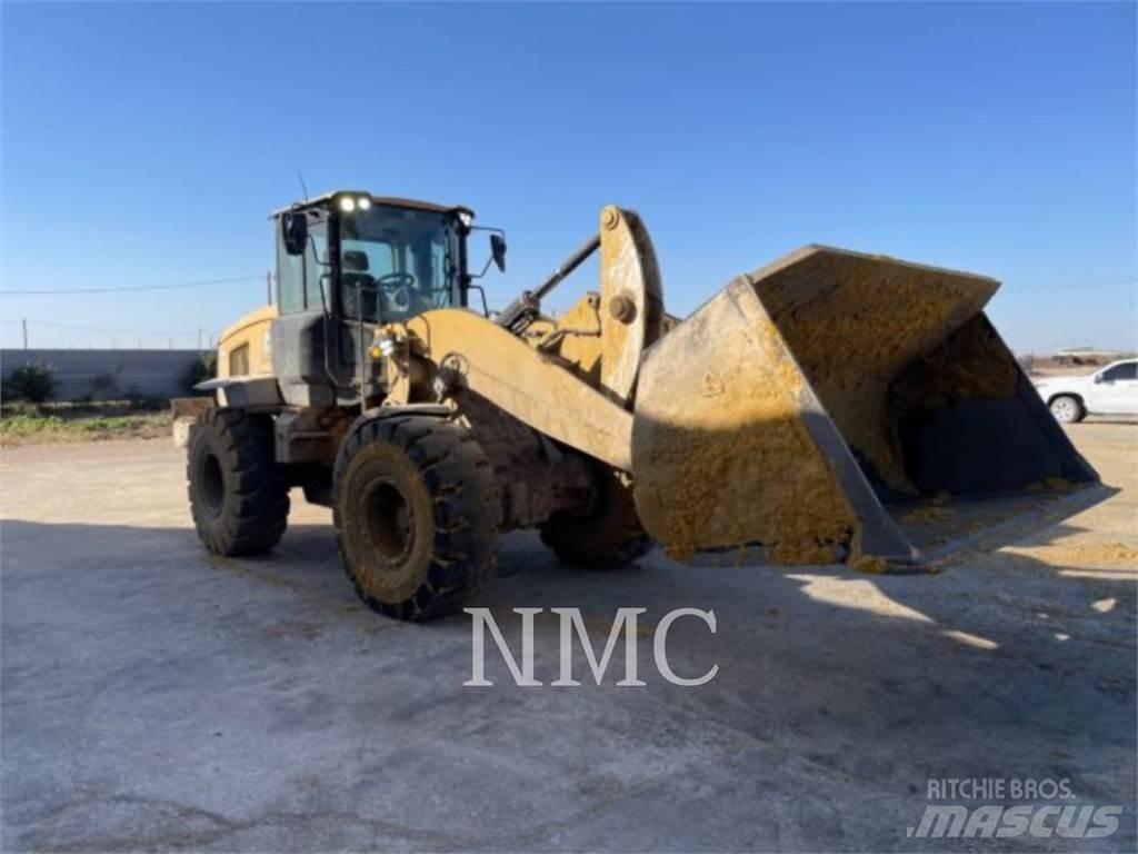 CAT 938M  휠로우더