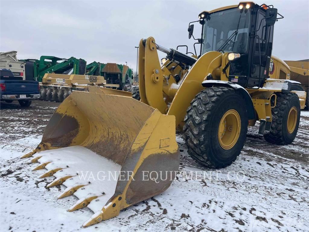 CAT 938M  휠로우더