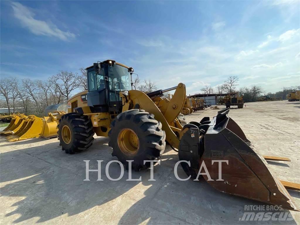 CAT 938M  휠로우더